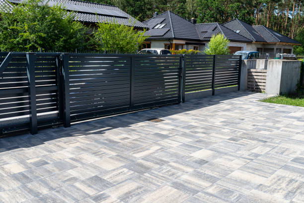 Best Driveway Paving Contractor  in Eutaw, AL